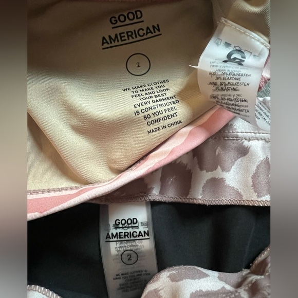 Good American Electric Feel Animal Print Biker Shorts & upper cut Sports bra - Picture 15 of 15